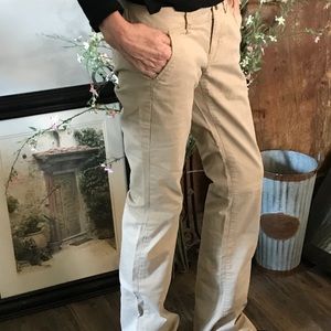 American Eagle Khaki